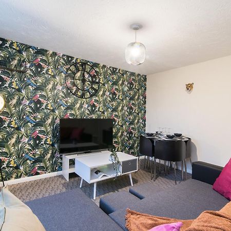 Coventry- Perchfoot 3 Bedroom Contractor And Pet-Friendly Spacious House By Sublime Stays エクステリア 写真
