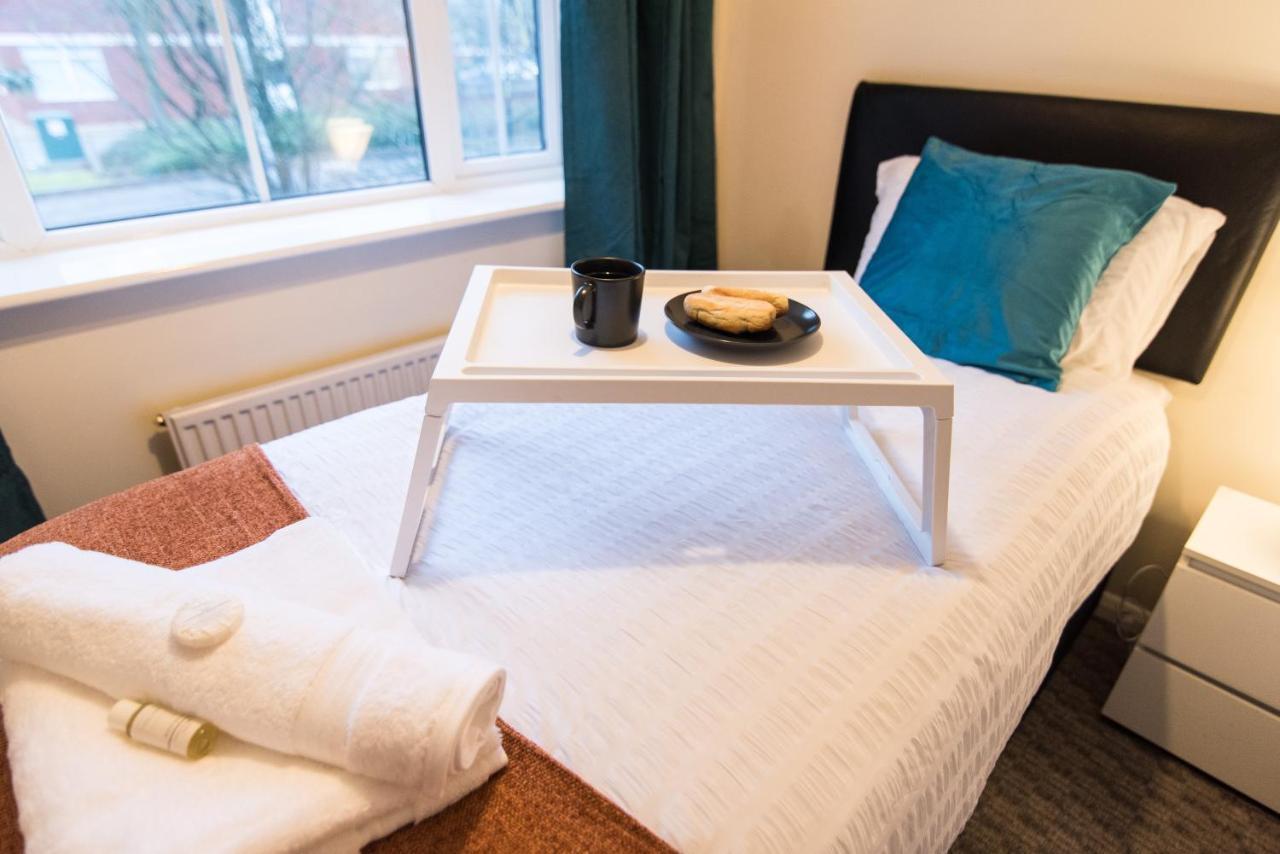 Coventry- Perchfoot 3 Bedroom Contractor And Pet-Friendly Spacious House By Sublime Stays エクステリア 写真