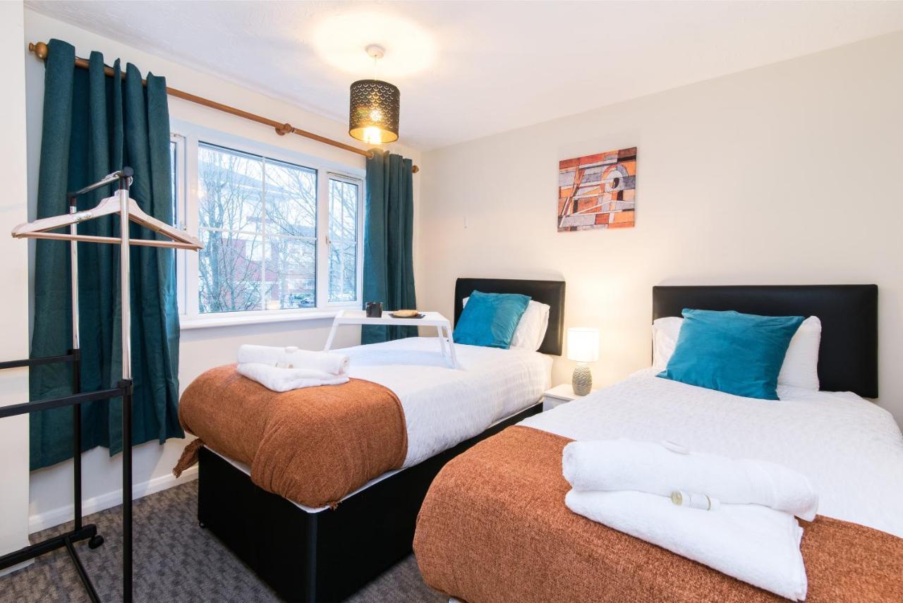 Coventry- Perchfoot 3 Bedroom Contractor And Pet-Friendly Spacious House By Sublime Stays エクステリア 写真