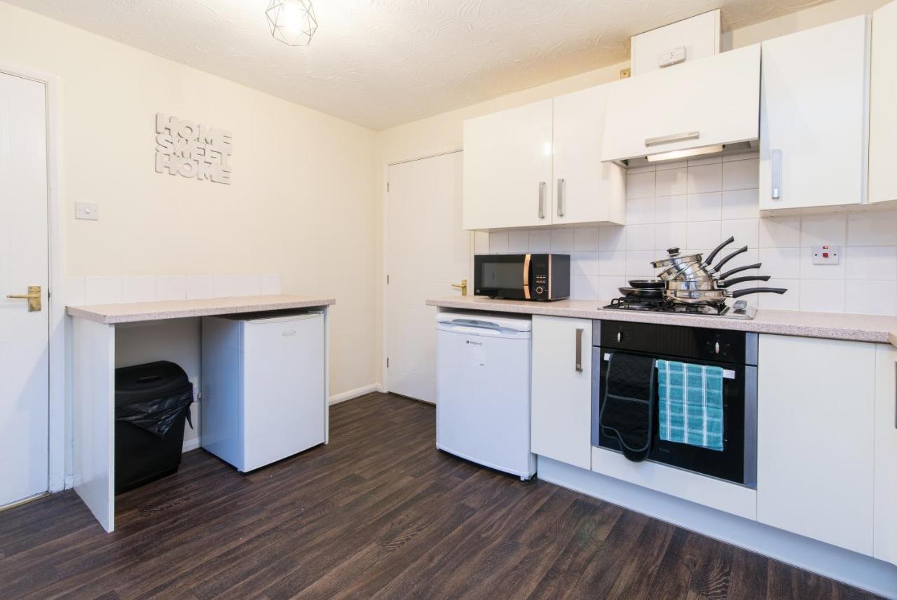 Coventry- Perchfoot 3 Bedroom Contractor And Pet-Friendly Spacious House By Sublime Stays エクステリア 写真
