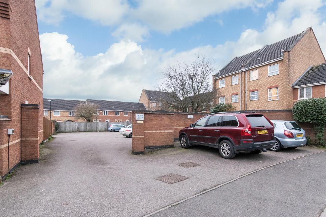 Coventry- Perchfoot 3 Bedroom Contractor And Pet-Friendly Spacious House By Sublime Stays エクステリア 写真